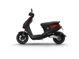Niu M+ Black with Red Side 90